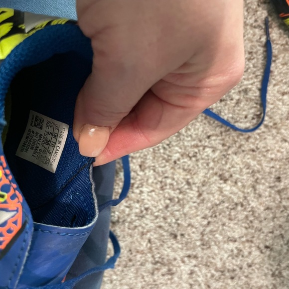 Boys shoes, cleats, indoor shoes. Great condition. - Picture 2 of 13